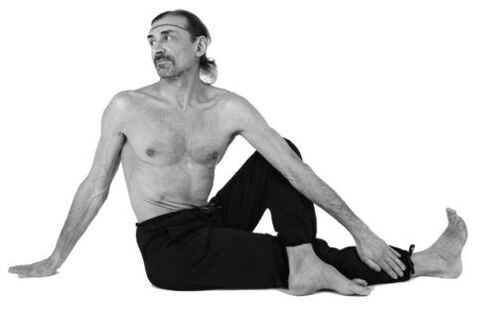 Exercise twisted marihiazan